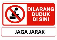 Dilarang Duduk